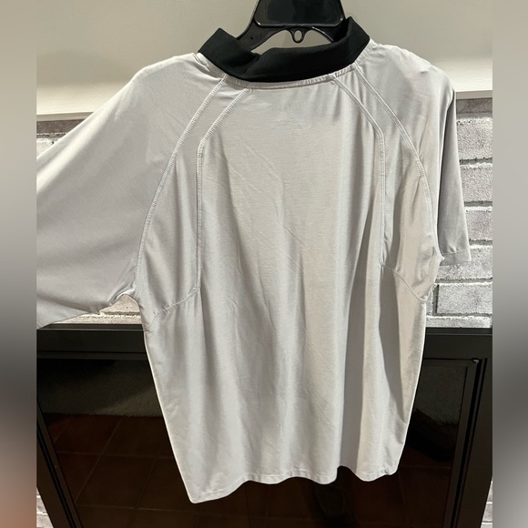 Kenneth Cole Golf Shirt - Picture 2 of 2